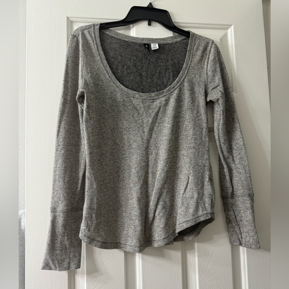 Gray BDG Long Sleeve Top